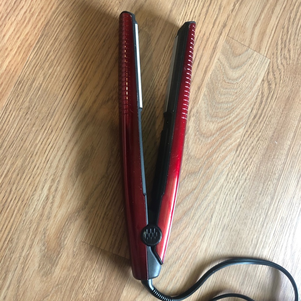 Revlon straightener/flat iron